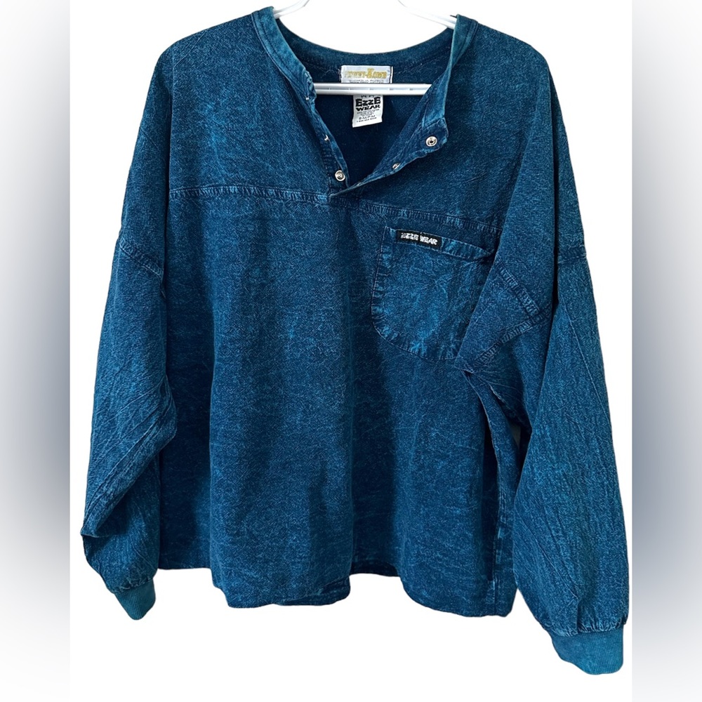 Vintage ezze wear shirt